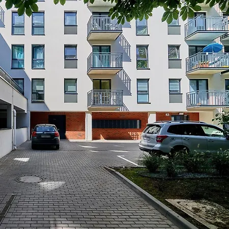 Apartament Z Ogrodkiem Przy Pl Grunwaldzkim Lägenhet Wrocław
